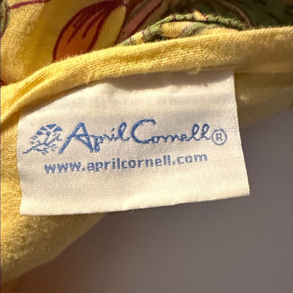 April Cornell Yellow Floral Tiered Apron - Picture 4 of 11